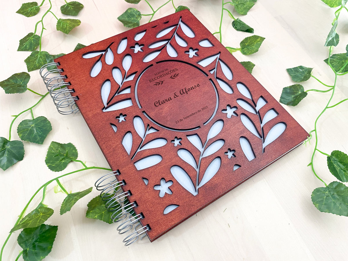 Álbum de Fotografias | Capa em Madeira Personalizada