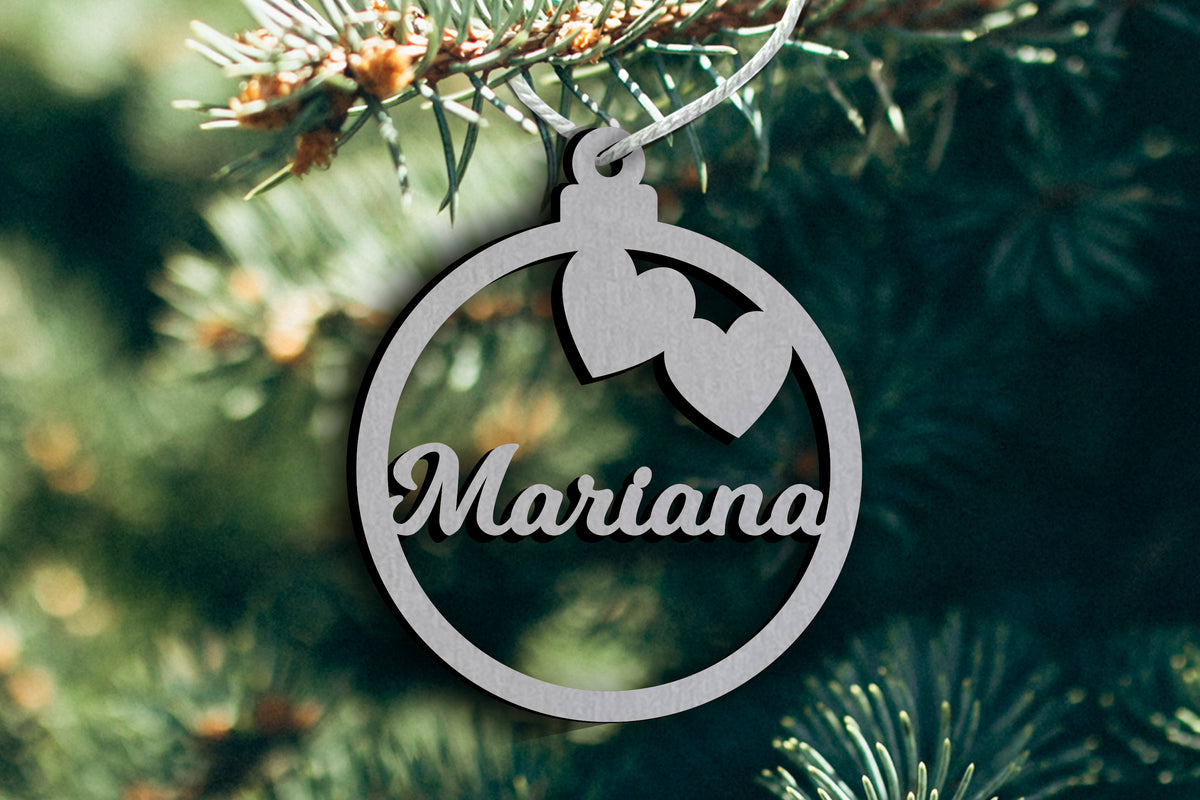 Bola de Natal em MDF com Nome Recortado | Corações