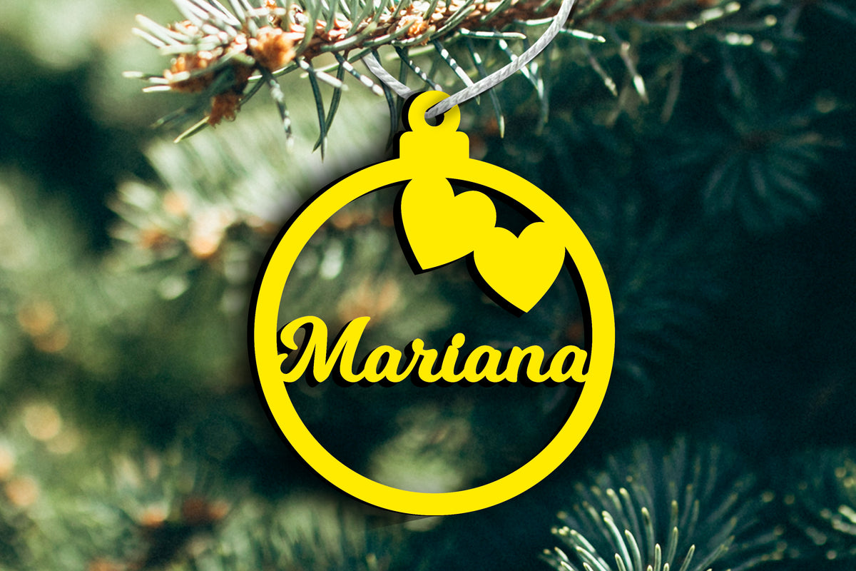 Bola de Natal em MDF com Nome Recortado | Corações