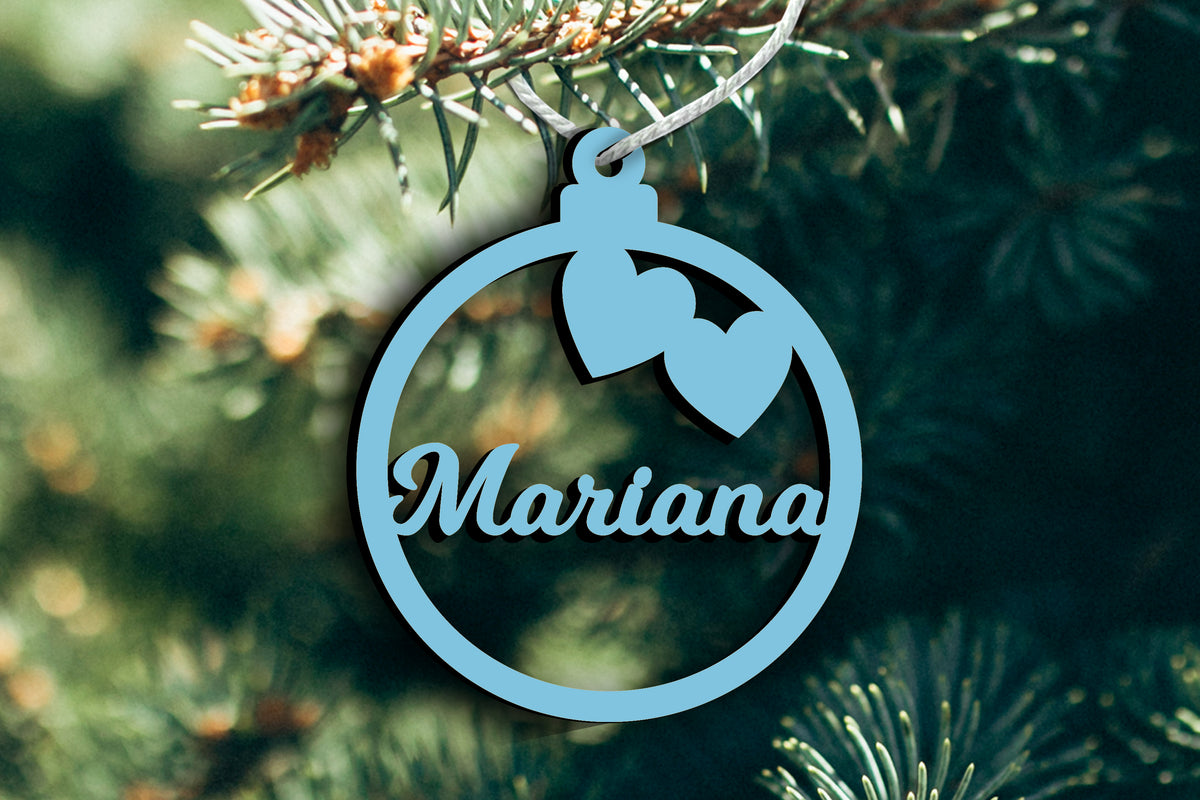 Bola de Natal em MDF com Nome Recortado | Corações