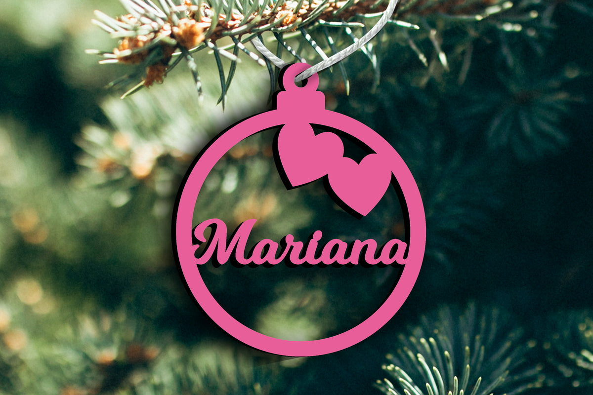 Bola de Natal em MDF com Nome Recortado | Corações