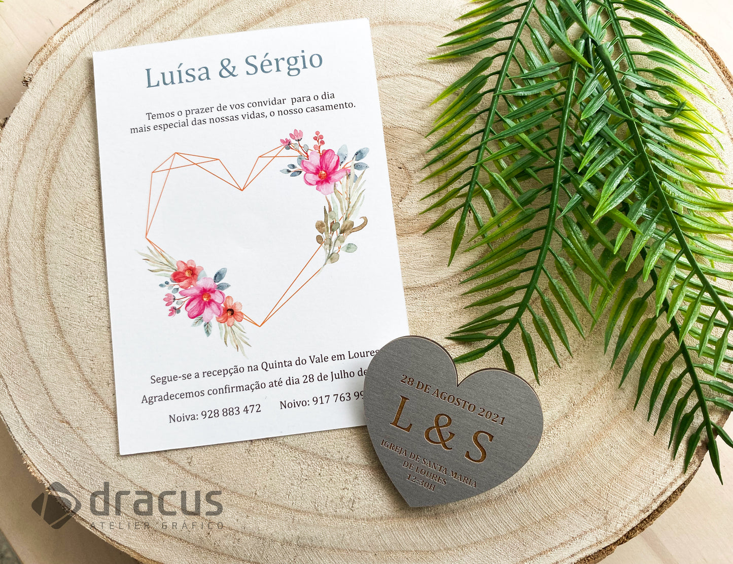 Convite Casamento em Papel e Íman Coração em MDF Destacável