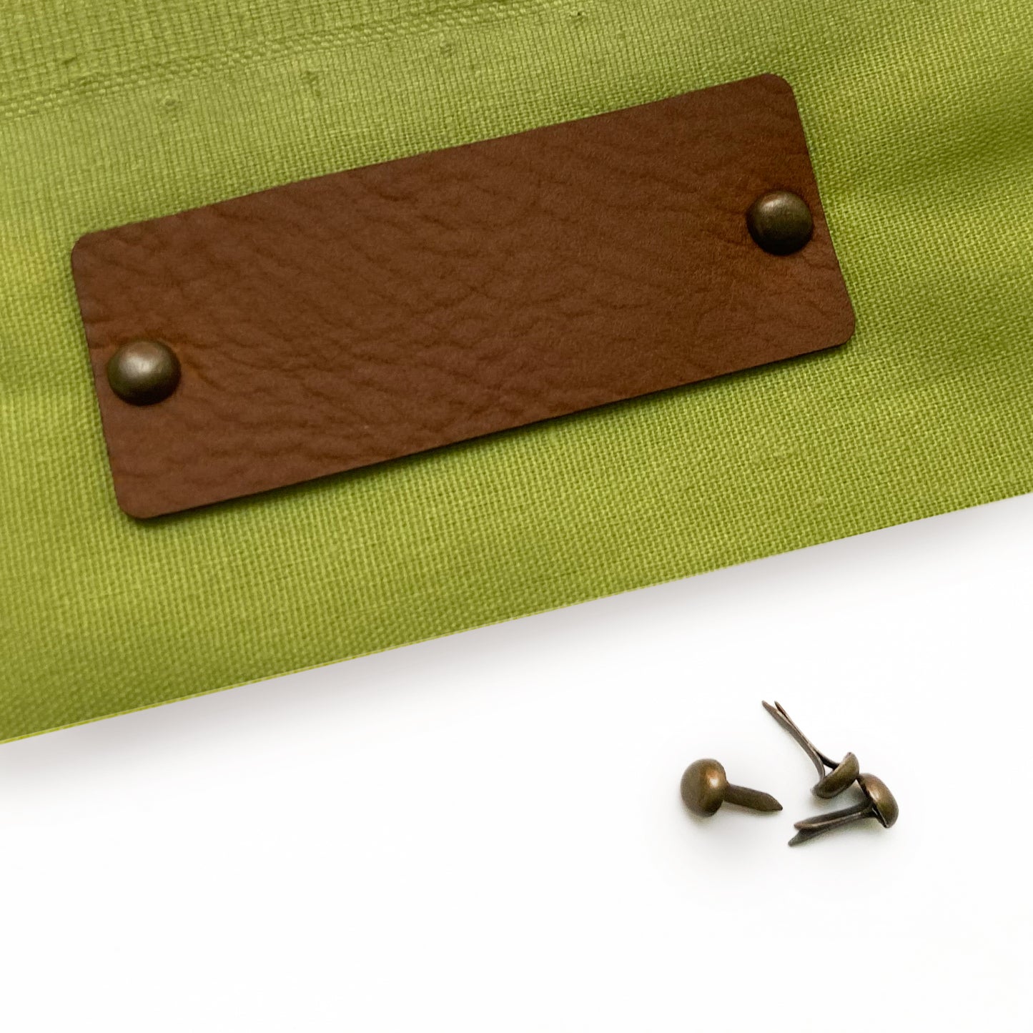 Tachas 4,5mm | Várias Cores